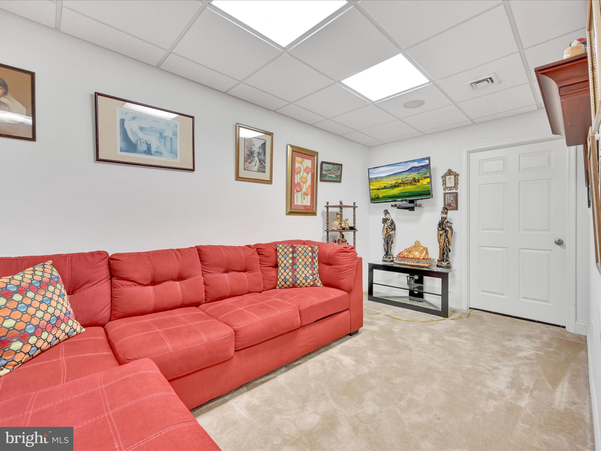 1120 Suedberg Road Pine Grove, PA 17963 - Photo 25 of 75 a living room with furniture and a window