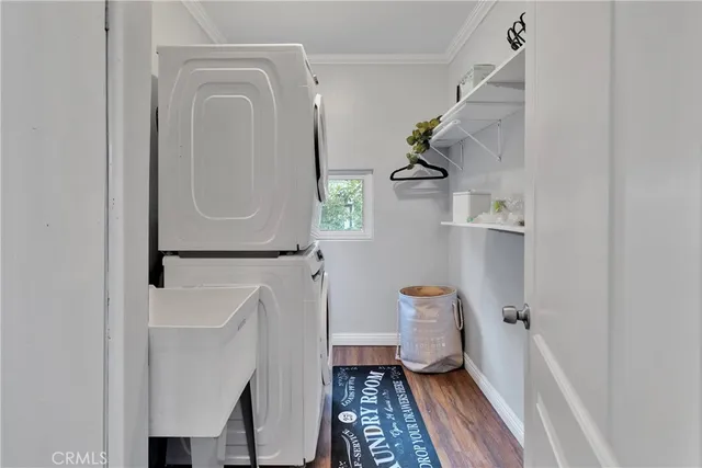 a view of entryway with wooden floor