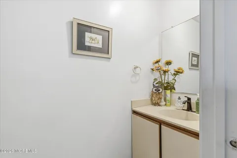 $399,900 | 8 Stuart Drive, Unit 4, Freehold, NJ 07728