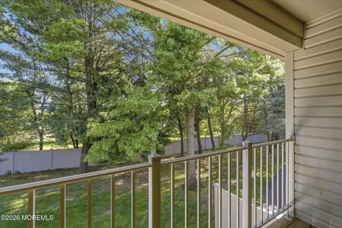 $399,900 | 8 Stuart Drive, Unit 4, Freehold, NJ 07728