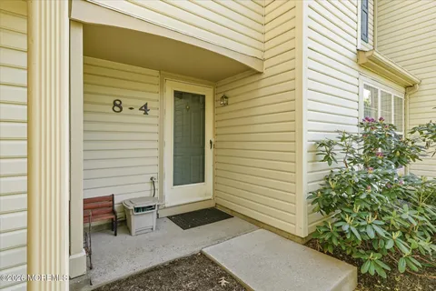 $399,900 | 8 Stuart Drive, Unit 4, Freehold, NJ 07728