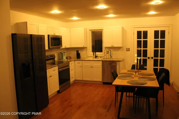 $2,800 | 1319 Burnside Terrace, East Stroudsburg, PA 18301