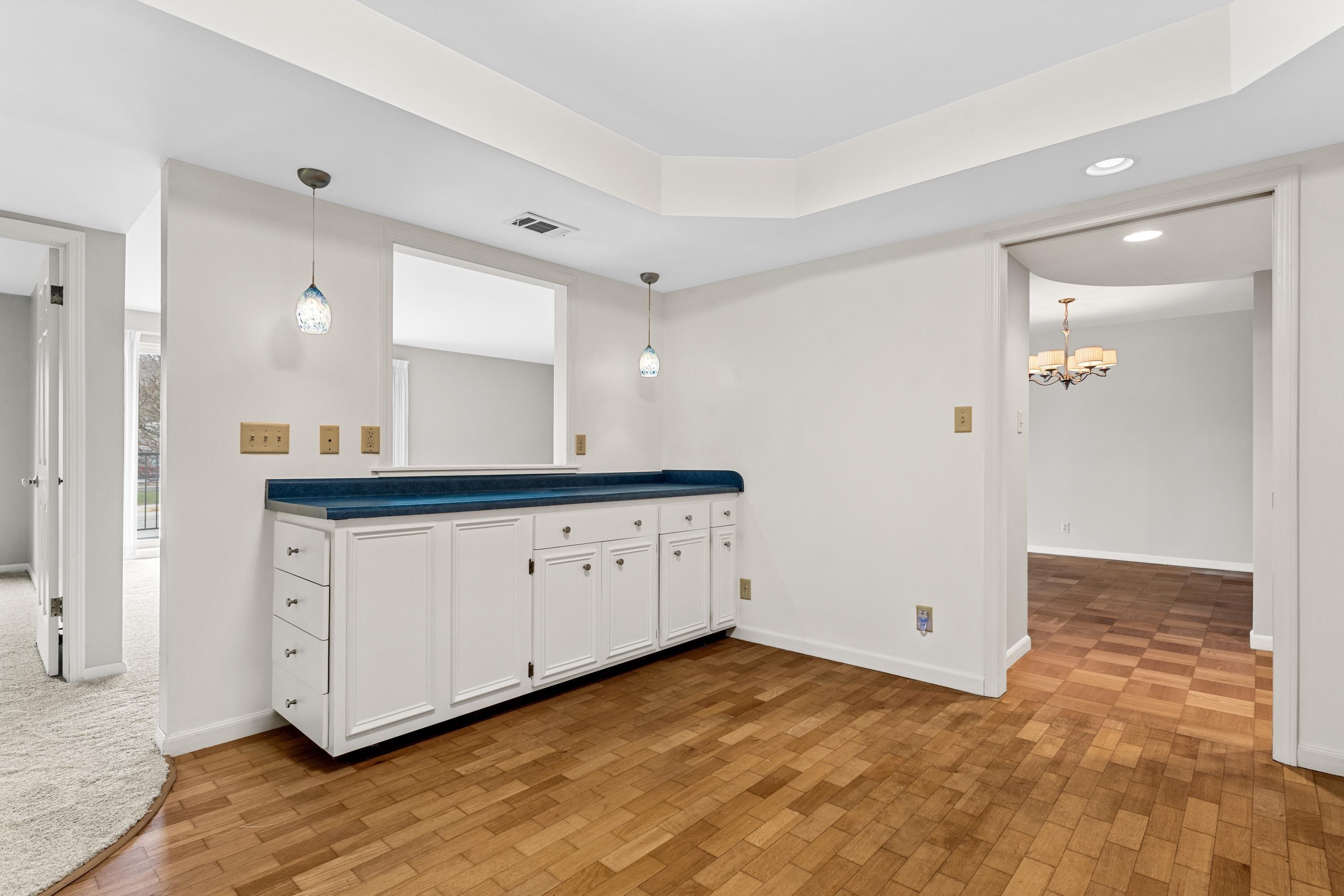 13335 Watertown Plank Road, Unit 105 Elm Grove, WI 53122 - Photo 16 of 40 kitchen
