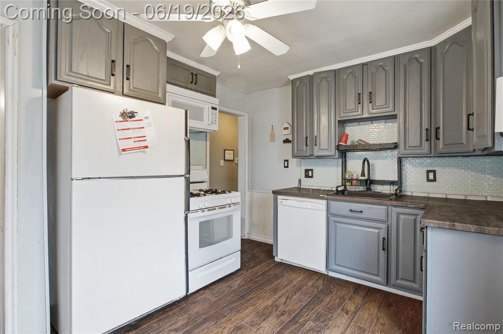 529 Champaign Road Lincoln Park, MI 48146 - Photo 5 of 25