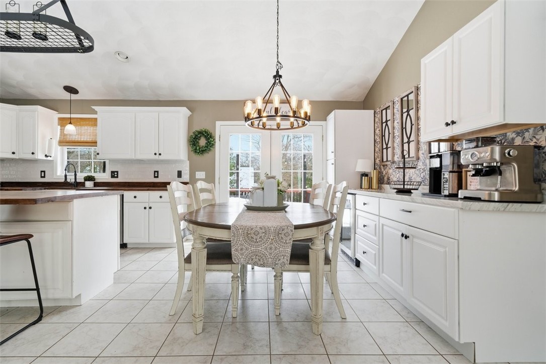 98 Cedar Grove Drive Exeter, RI 02822 - Photo 14 of 48