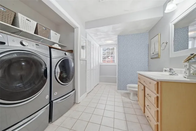 $649,900 | 98 Cedar Grove Drive, Exeter, RI 02822