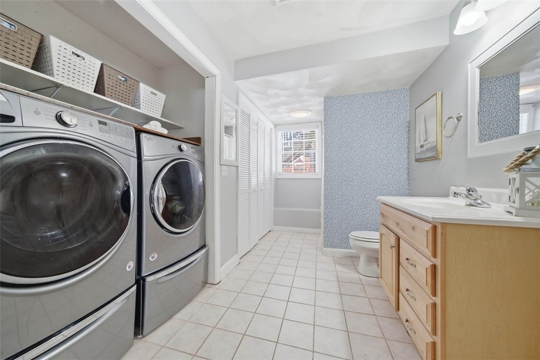 98 Cedar Grove Drive Exeter, RI 02822 - Photo 24 of 48