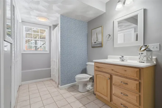 $649,900 | 98 Cedar Grove Drive, Exeter, RI 02822