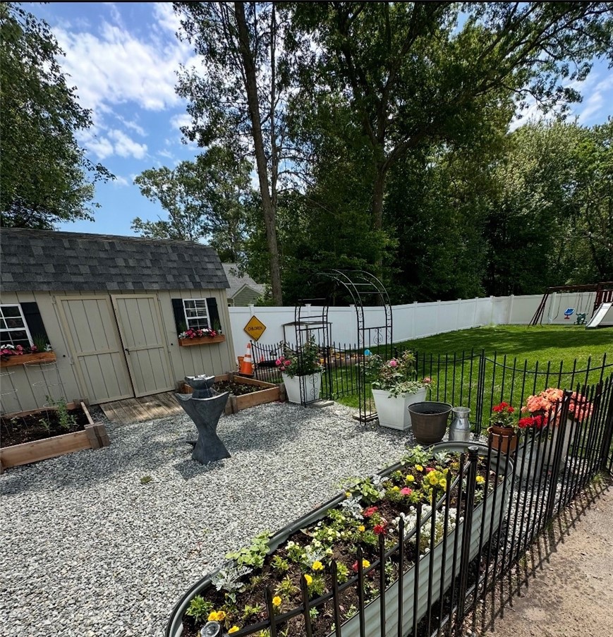 98 Cedar Grove Drive Exeter, RI 02822 - Photo 37 of 48