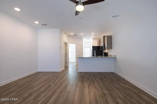 $1,750 | 5860 Tyndall Parkway, Panama City, FL 32404