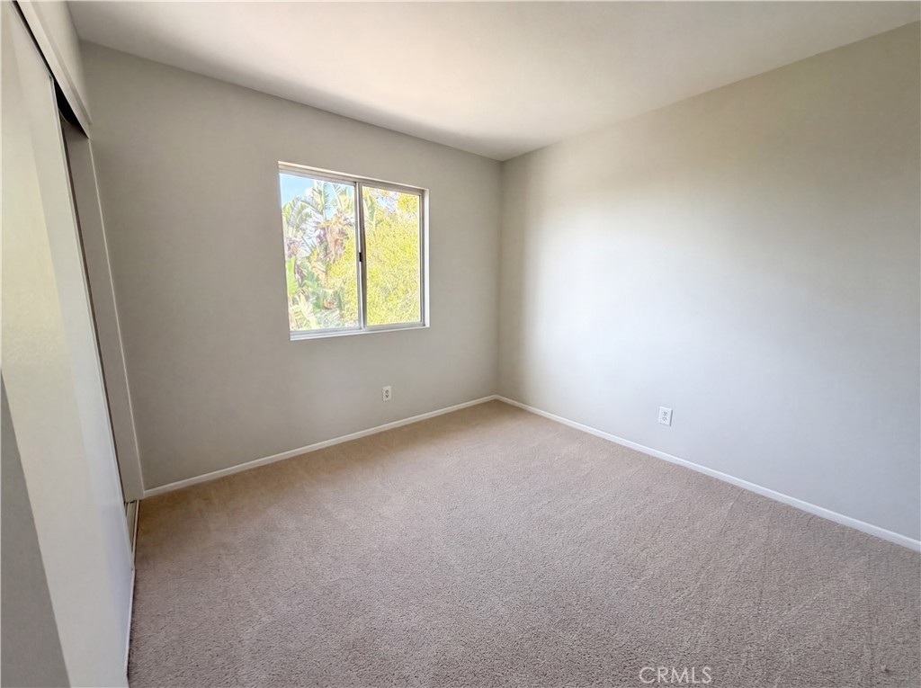2565 West Fairview Drive Rialto, CA 92377 - Photo 14 of 22