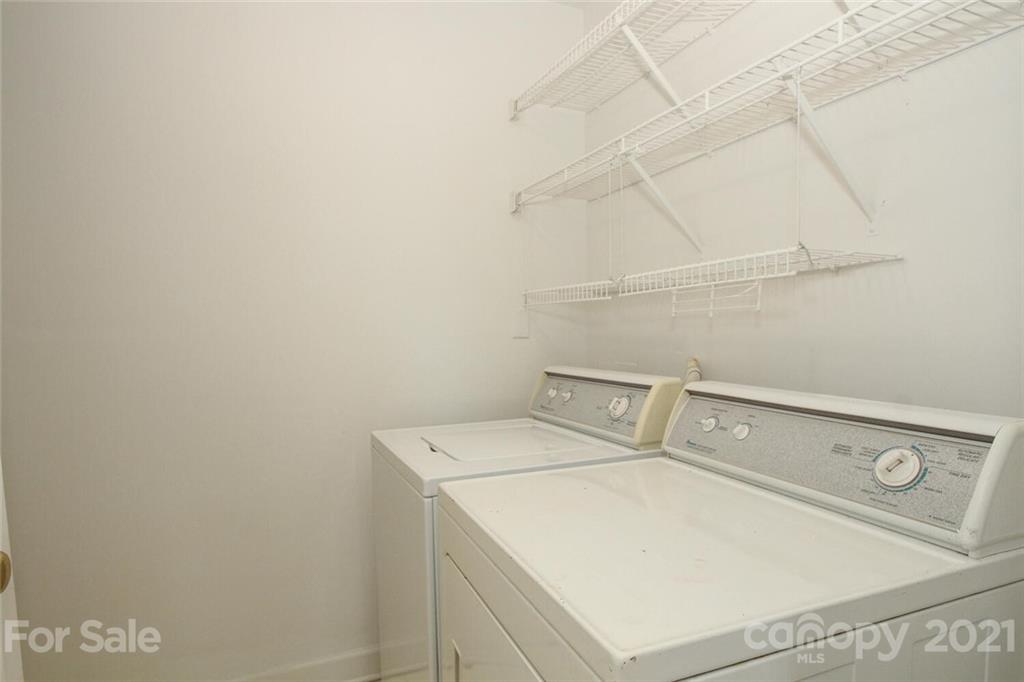 416 Queens Road, Unit 18 Charlotte, NC 28207 - Photo 34 of 35 Gallery Image 34