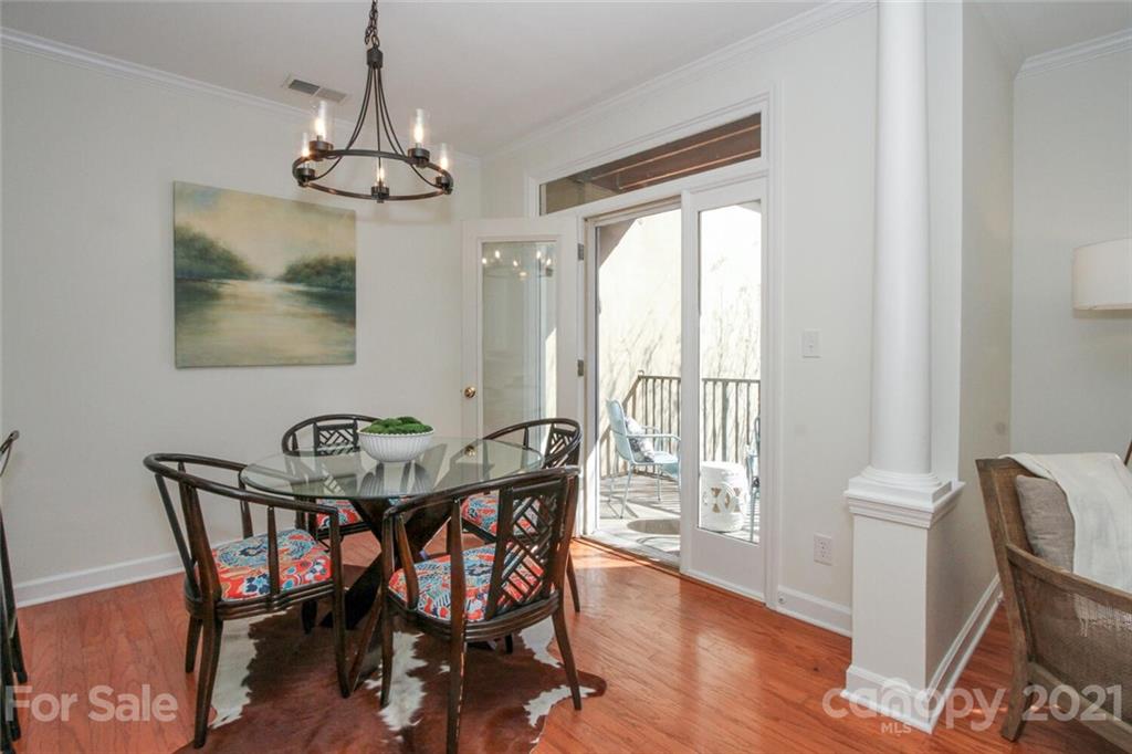 416 Queens Road, Unit 18 Charlotte, NC 28207 - Photo 10 of 35 Gallery Image 10