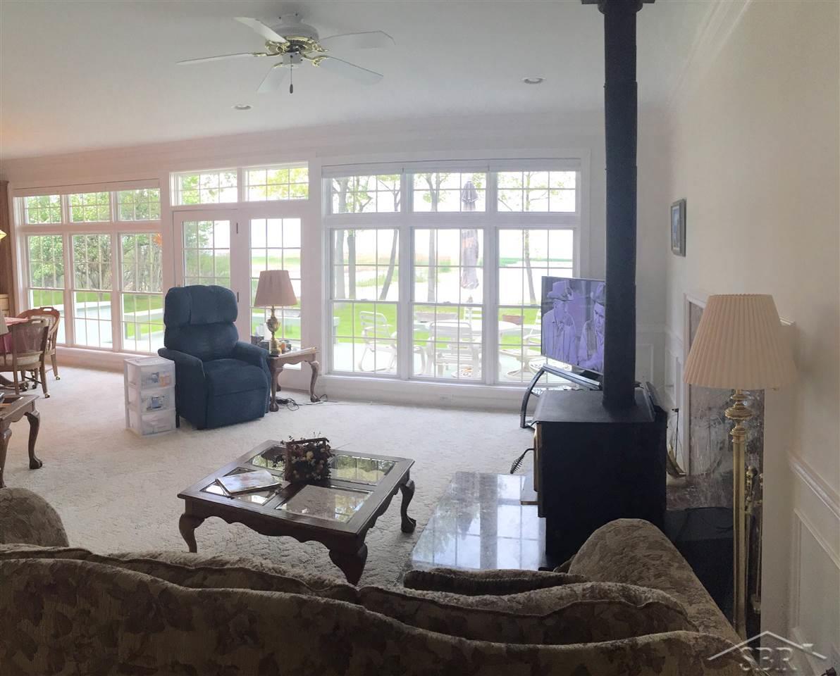 2993 East Erickson Road Pinconning, MI 48650 - Photo 4 of 13 31292960-3.JPG