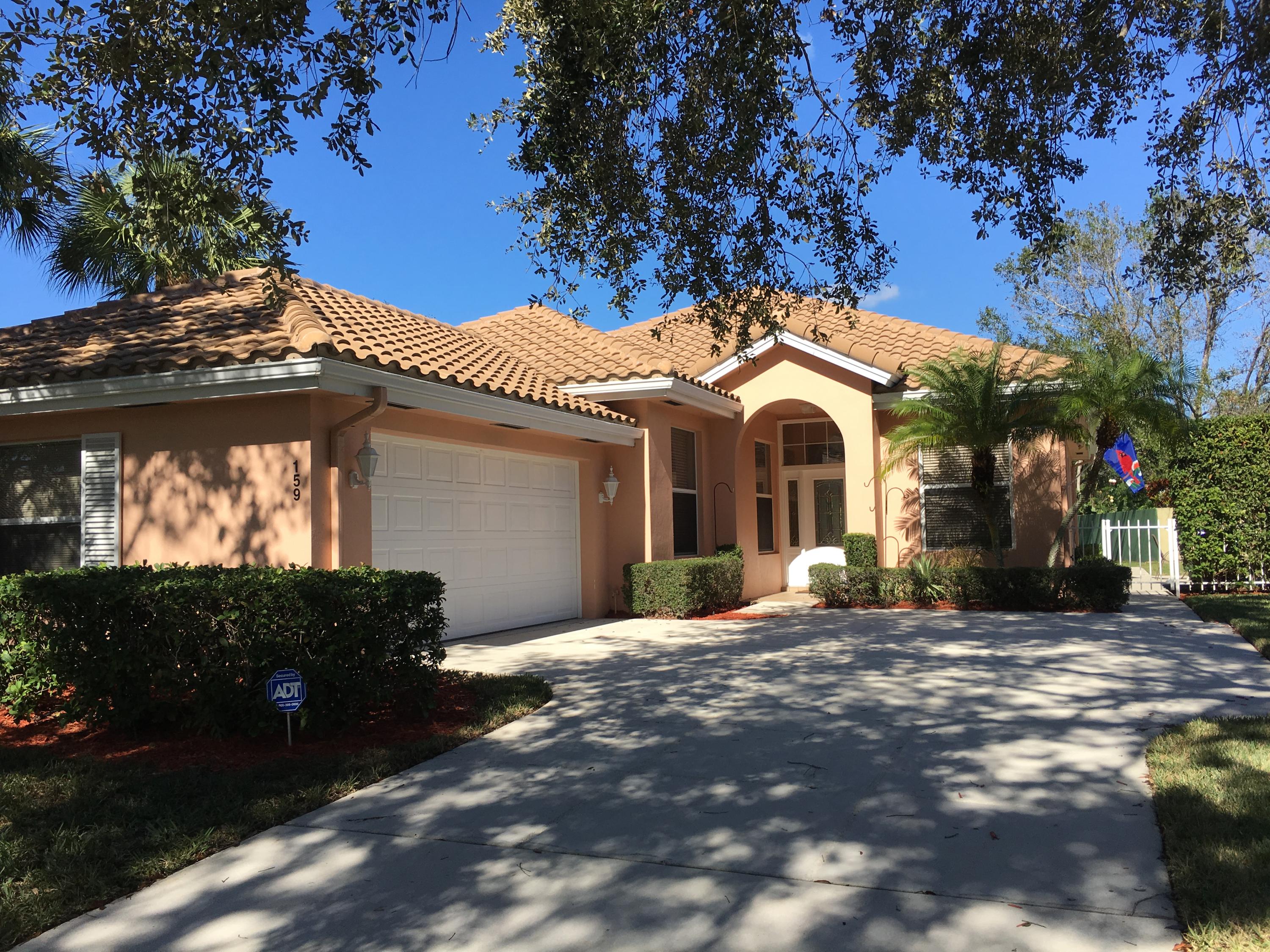 159 Hampton Circle Jupiter, FL 33458 - Photo 4 of 23 IMG-4307