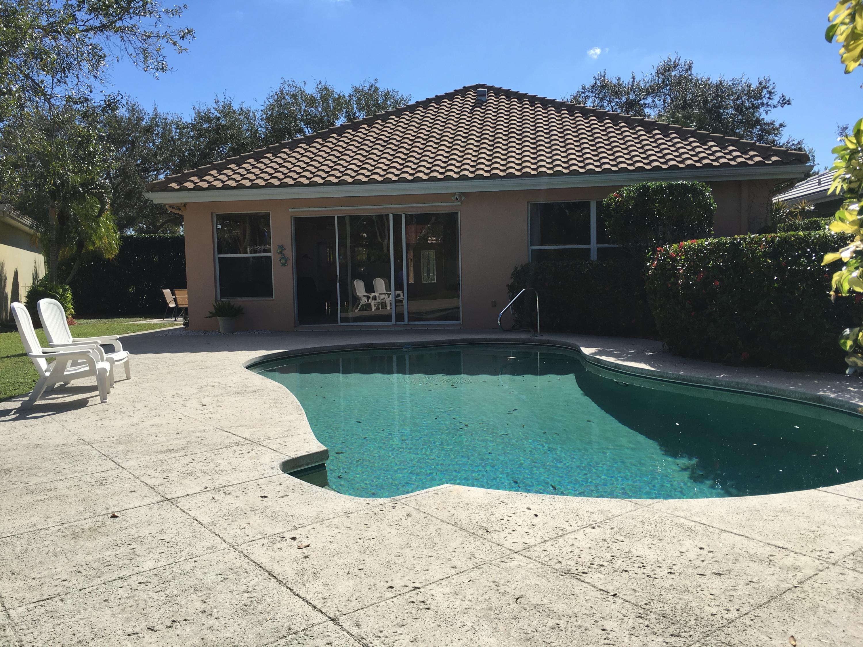 159 Hampton Circle Jupiter, FL 33458 - Photo 5 of 23 IMG_4329