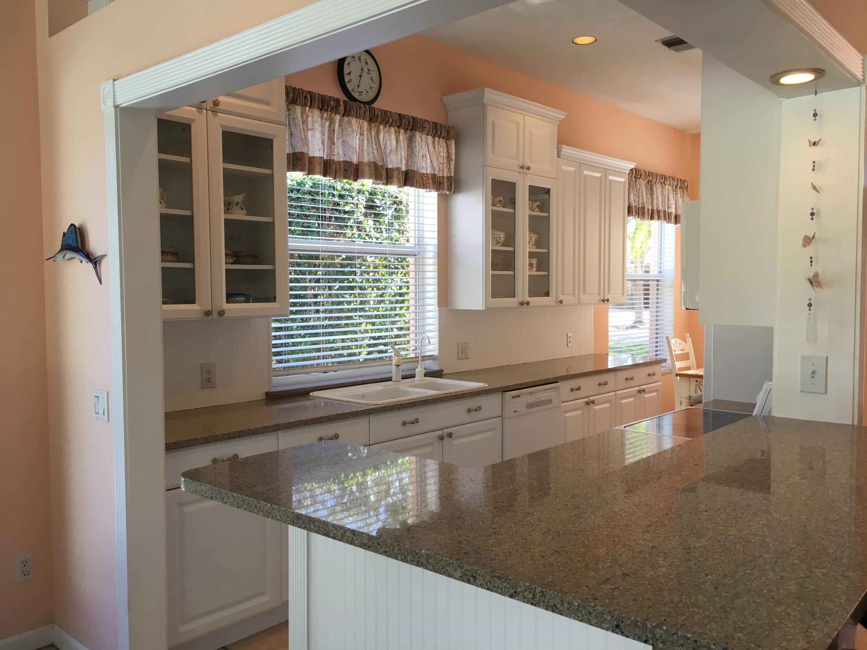 159 Hampton Circle Jupiter, FL 33458 - Photo 6 of 23 IMG_4309