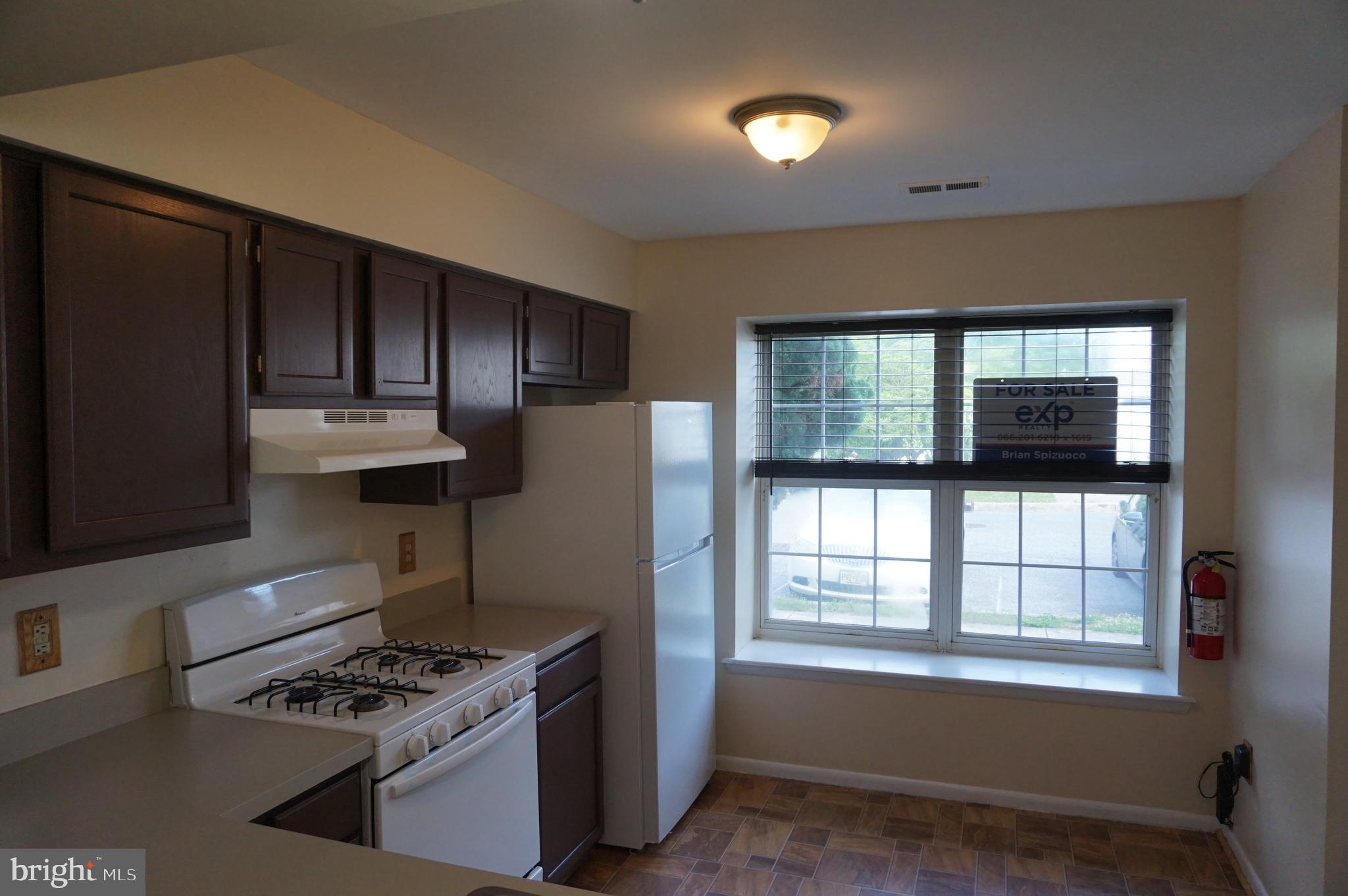 5 Ford Lane Berlin, NJ 08009 - Photo 5 of 8