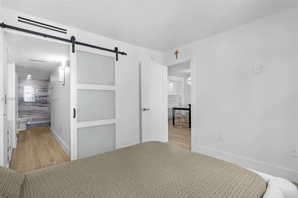 $599,000 | 5701 Collins Avenue, Unit 1707, Miami Beach, FL 33140