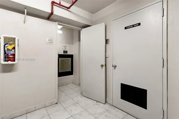 $599,000 | 5701 Collins Avenue, Unit 1707, Miami Beach, FL 33140