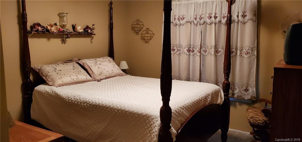1308 Pleasant Grove Church Road Crouse, NC 28033 - Photo 10 of 13 Gallery Image 10