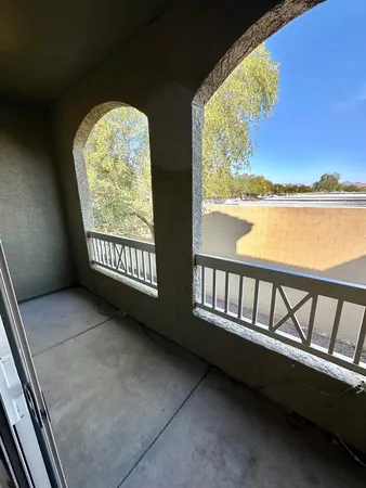 $1,995 | 1920 East Bell Road, Unit 1043, Phoenix, AZ 85022
