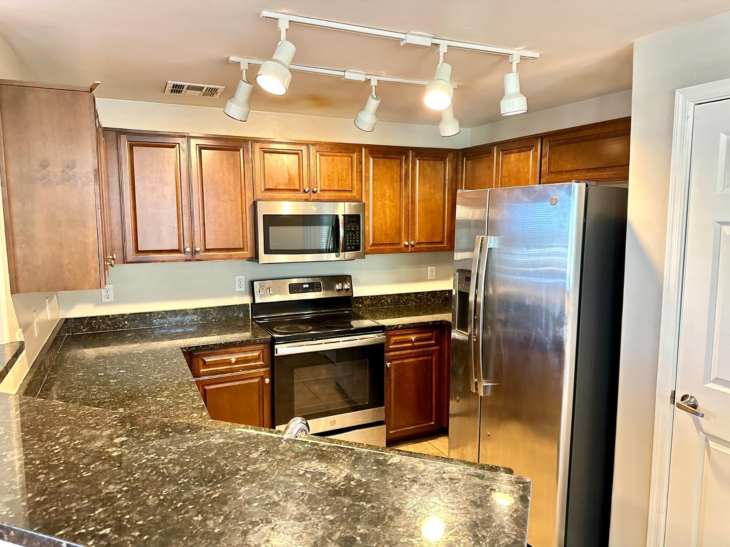 1920 East Bell Road, Unit 1043 Phoenix, AZ 85022 - Photo 7 of 15 Photo #7