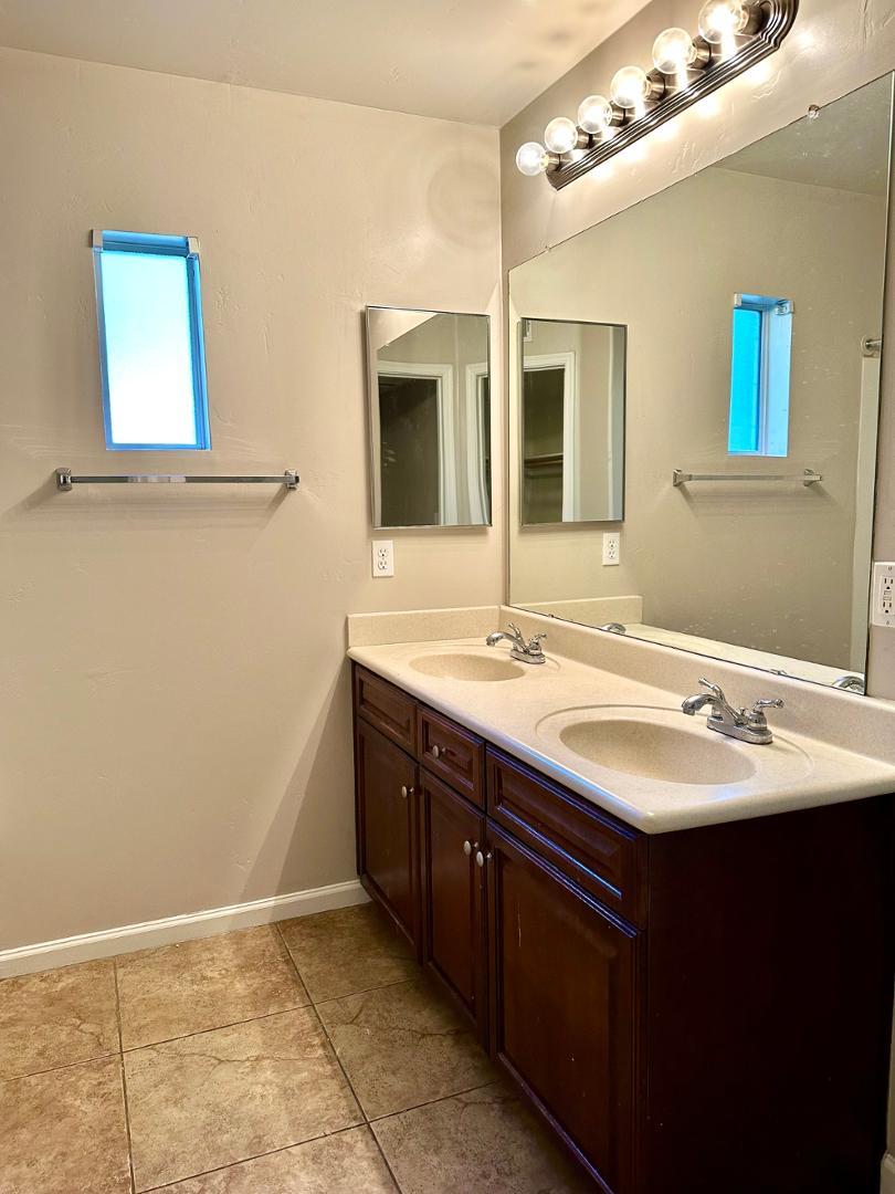 1920 East Bell Road, Unit 1043 Phoenix, AZ 85022 - Photo 10 of 15 Photo #10