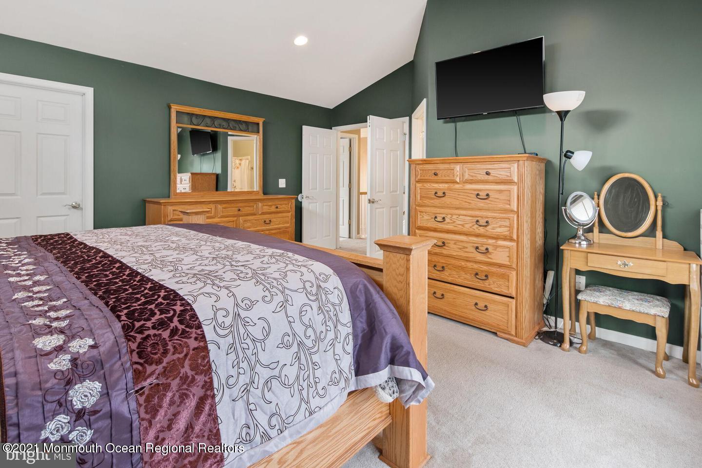 176 Dolphin Road Manahawkin, NJ 08050 - Photo 33 of 53 34