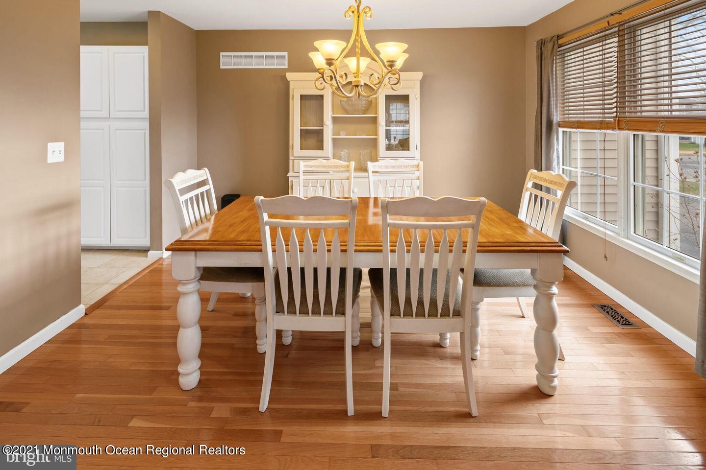 176 Dolphin Road Manahawkin, NJ 08050 - Photo 5 of 53 6