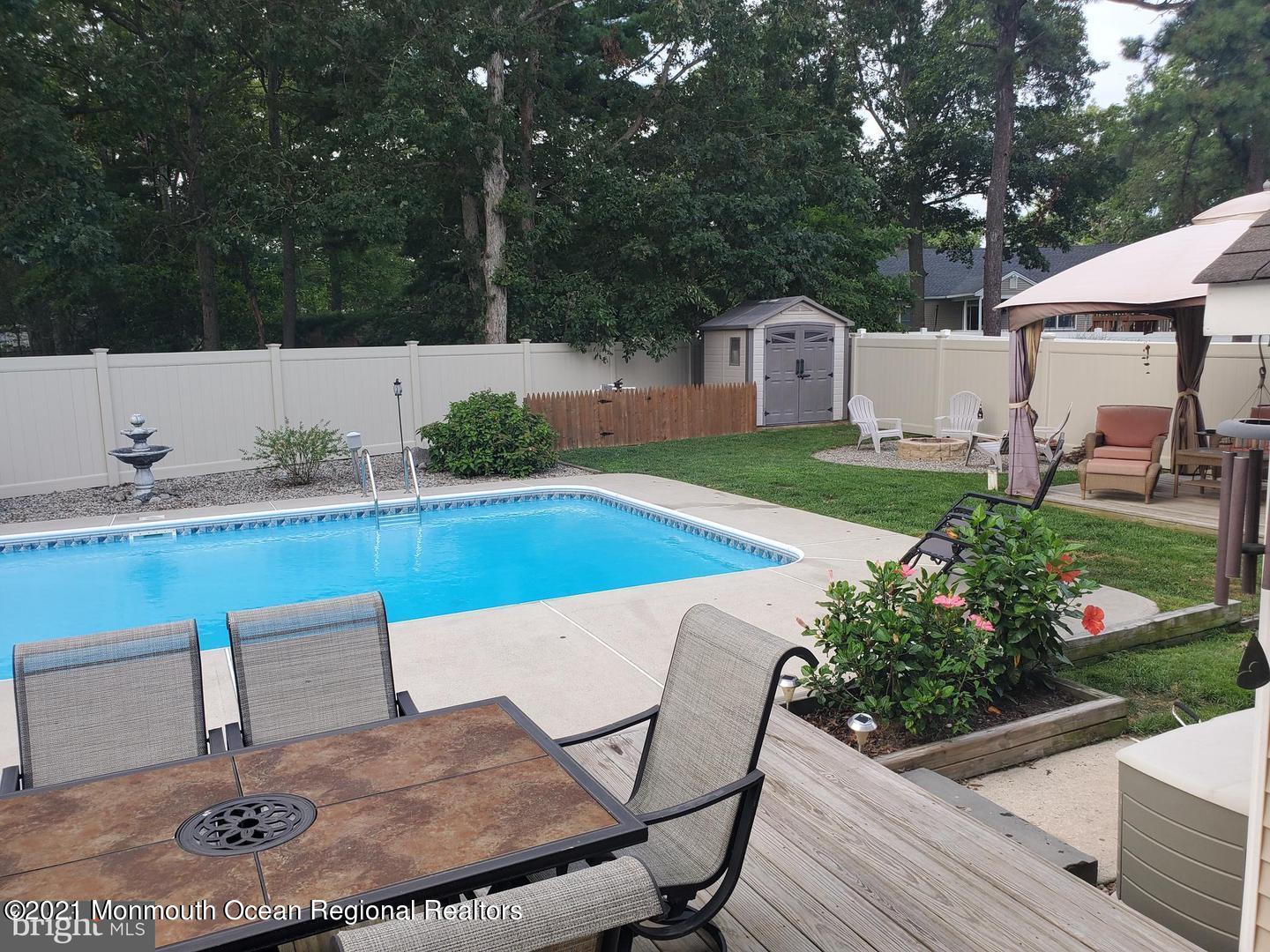 176 Dolphin Road Manahawkin, NJ 08050 - Photo 47 of 53 48