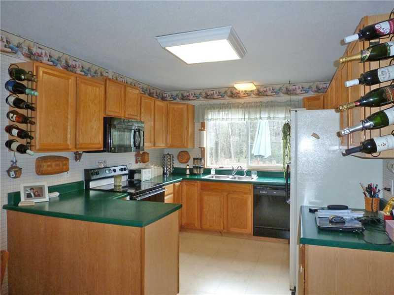 212 Lakeview Road Glenburn, ME 04401 - Photo 13 of 35 Kitchen.