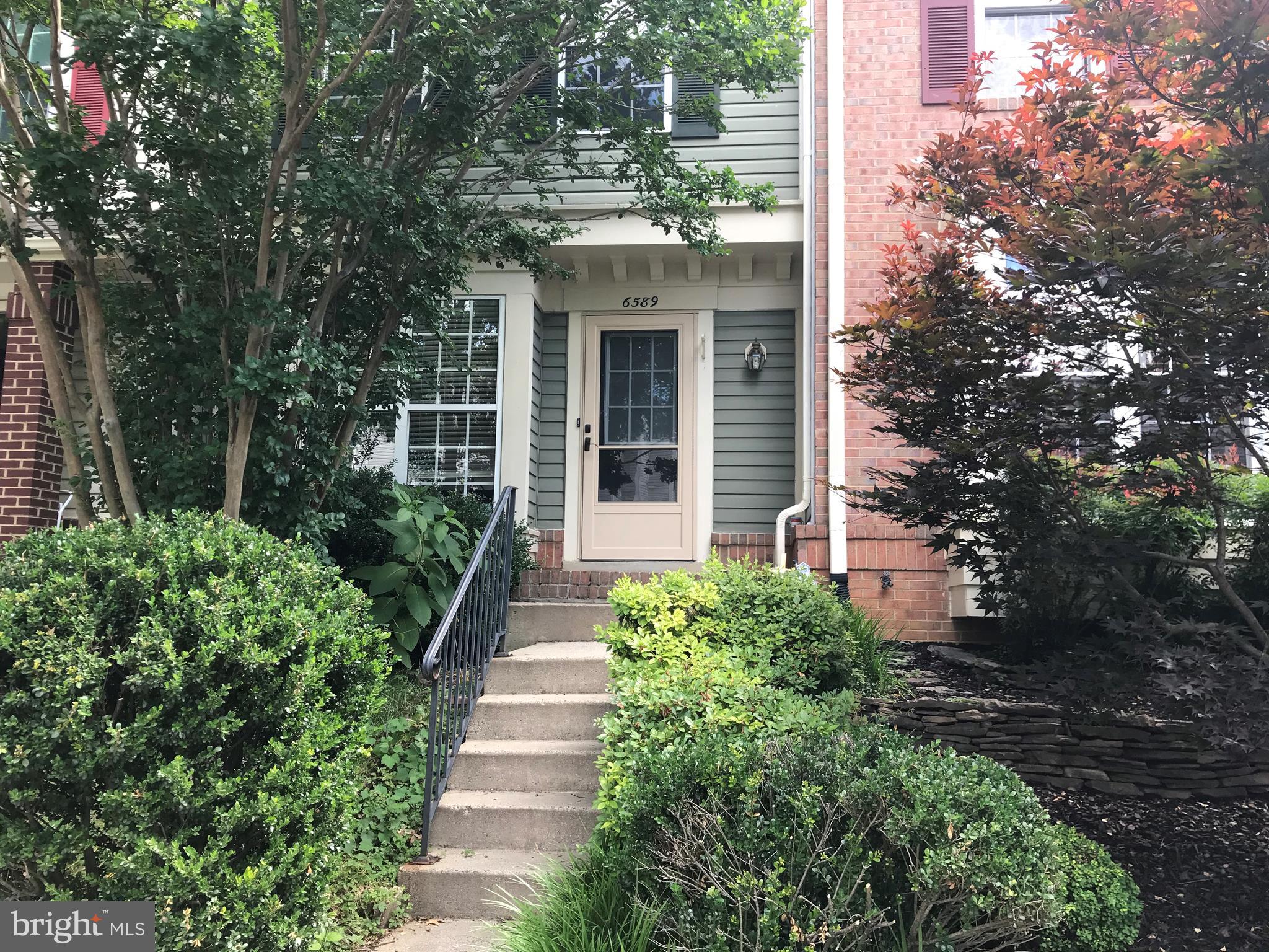 6589 Cypress Point Road Alexandria, VA 22312 - Photo 5 of 52