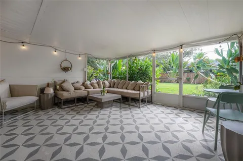 $655,000 | 4008 West Bay Villa Avenue, Tampa, FL 33611