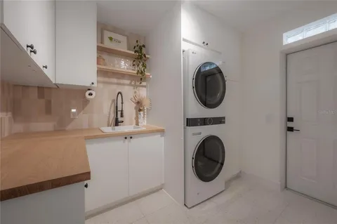 $655,000 | 4008 West Bay Villa Avenue, Tampa, FL 33611