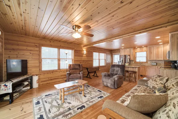 $399,000 | 6124 North Larson Road, Fountain, MI 49410