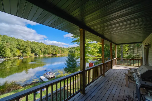 $399,000 | 6124 North Larson Road, Fountain, MI 49410