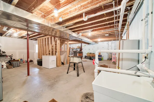 $399,000 | 6124 North Larson Road, Fountain, MI 49410