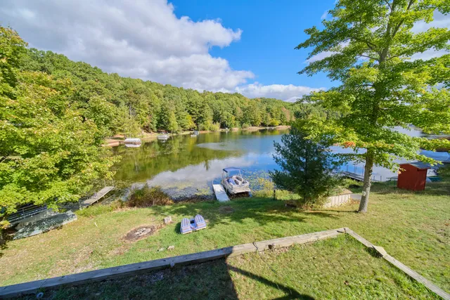 $399,000 | 6124 North Larson Road, Fountain, MI 49410