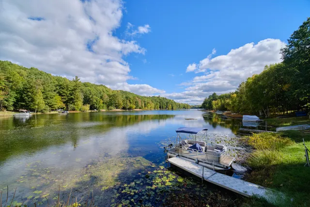 $399,000 | 6124 North Larson Road, Fountain, MI 49410