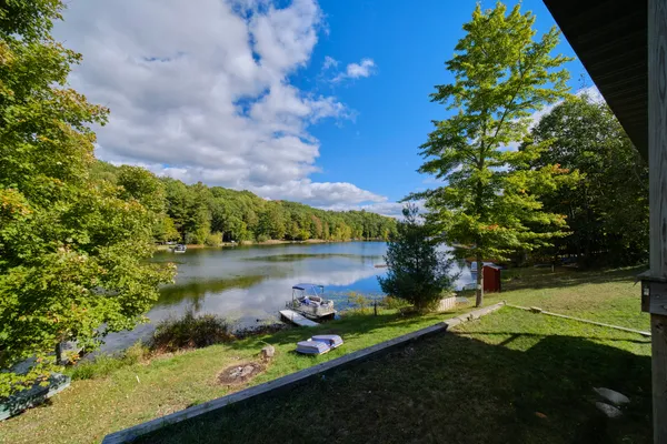 $399,000 | 6124 North Larson Road, Fountain, MI 49410