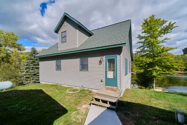 $399,000 | 6124 North Larson Road, Fountain, MI 49410