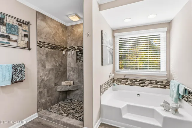 $665,000 | 416 Igoti Lane, Loudon, TN 37774