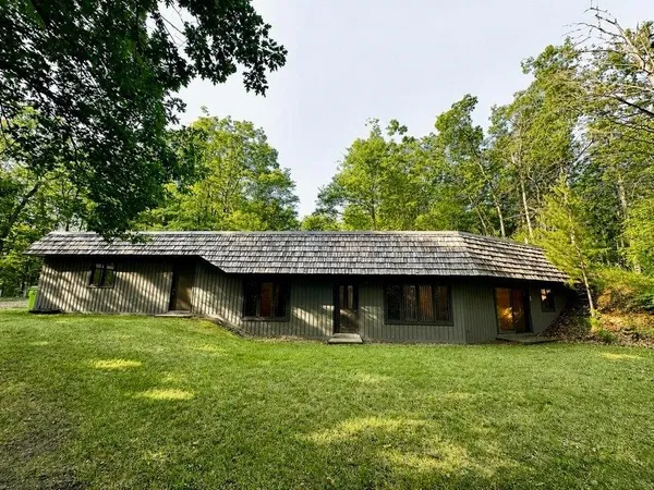 $349,900 | 2318 West Sunset Drive, Roscommon, MI 48653