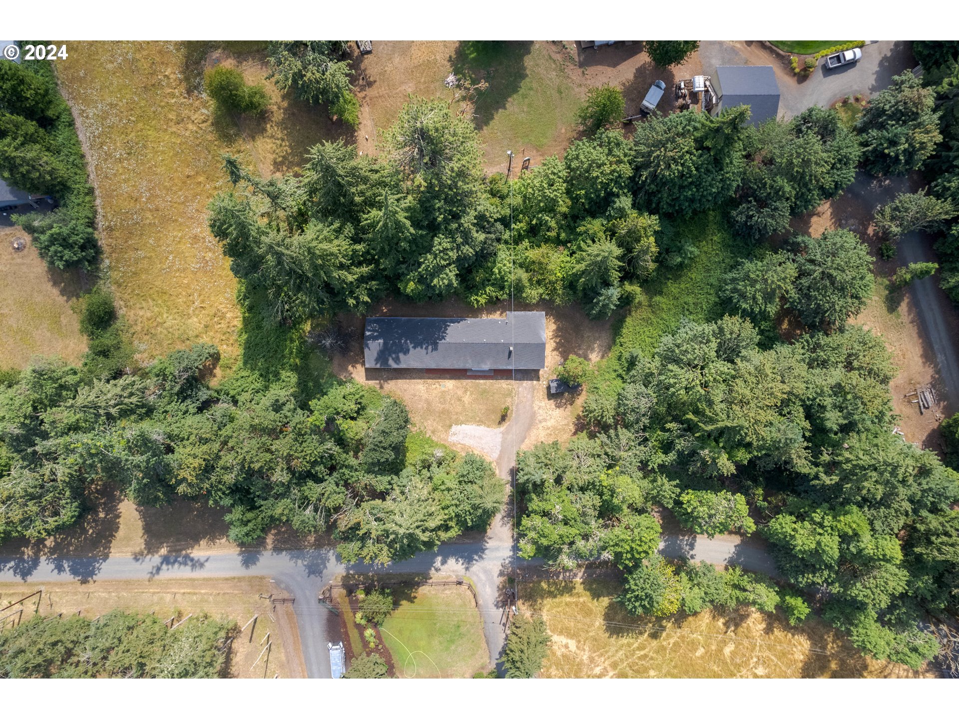 37728 Kimball Road Dexter, OR 97431 - Photo 42 of 46 Gallery Image 42