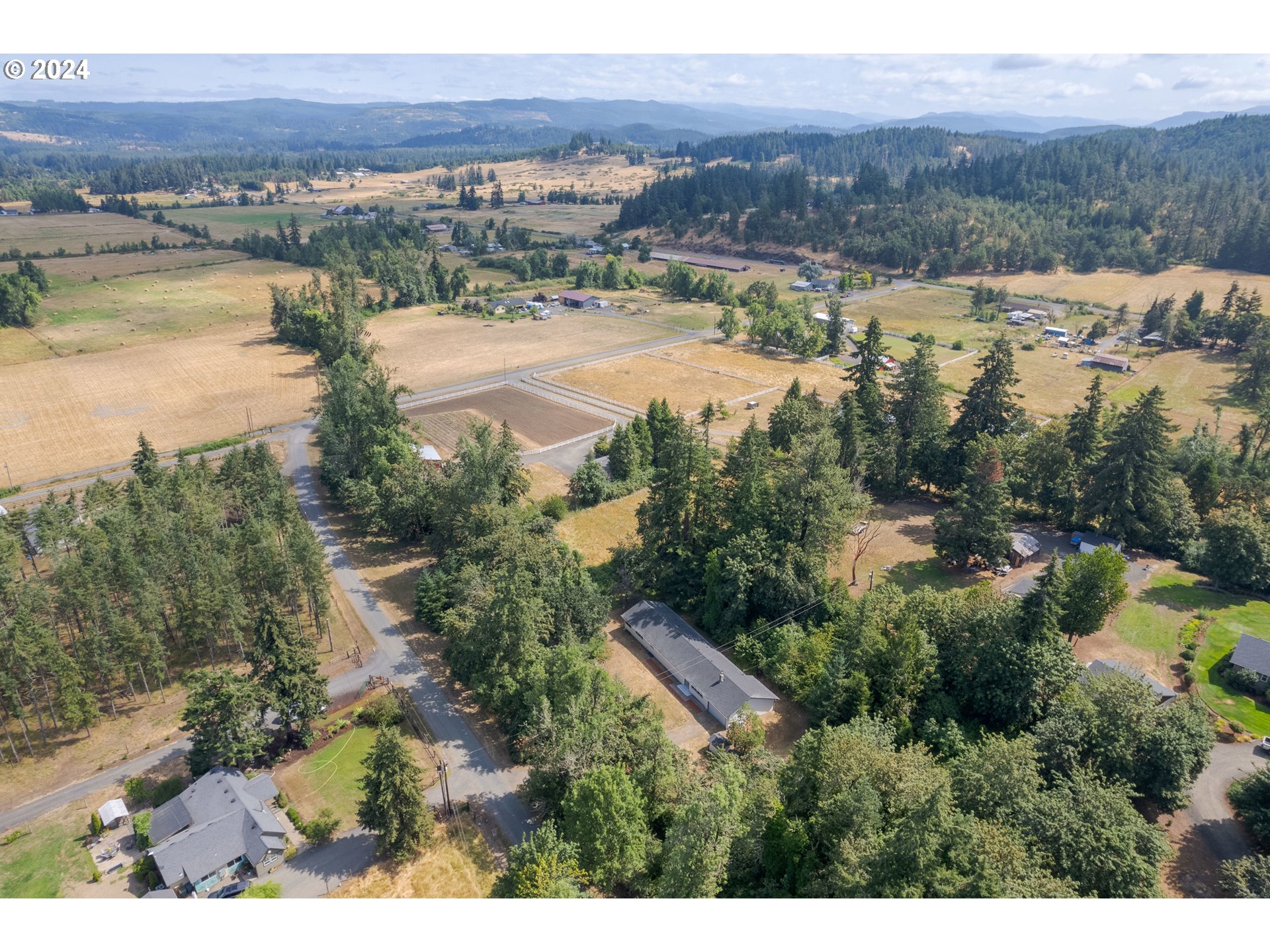 37728 Kimball Road Dexter, OR 97431 - Photo 45 of 46 Gallery Image 45