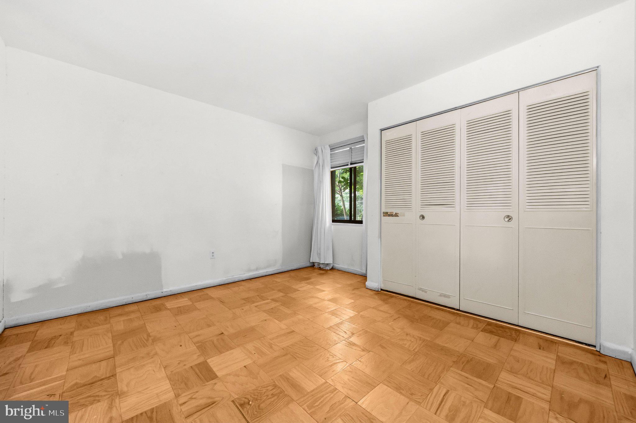 2103 Walsh View Terrace, Unit 102 Silver Spring, MD 20902 - Photo 23 of 30 Bright and airy blank canvas space.
