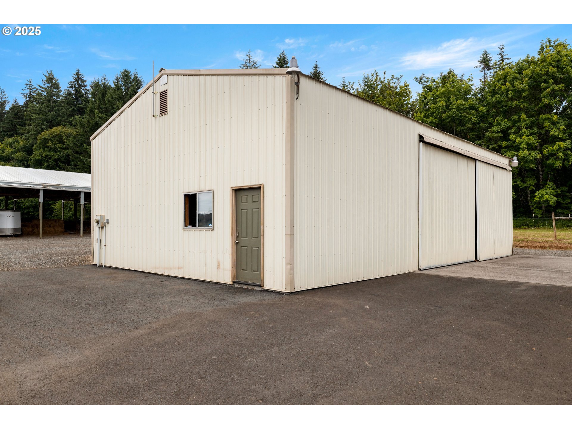 34788 Southeast Colorado Road Sandy, OR 97055 - Photo 36 of 46 Shop