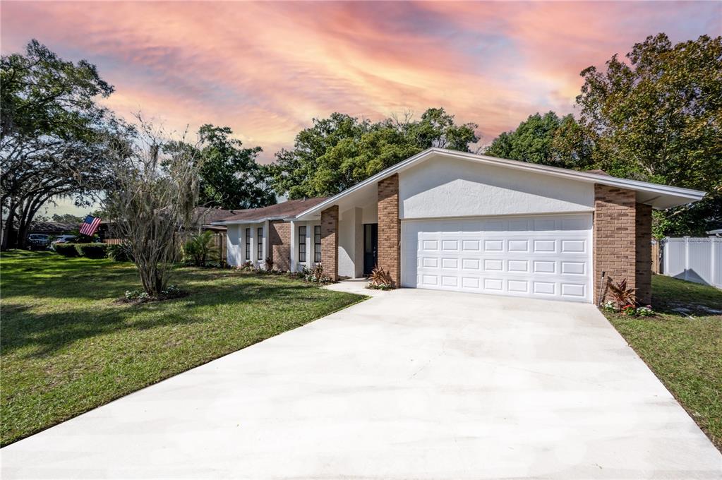 Brand NEW roof just installed!