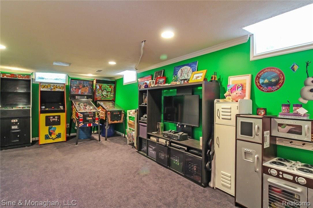 800 Washington Road Grosse Pointe, MI 48230 - Photo 34 of 43 034-Basement-4214079-medium.jpg